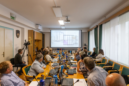PIVKA SEJA OBČINSKEGA SVETA 8.10.2026 - Valter Leban-4014